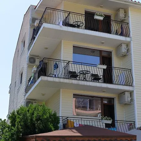 Sv Nikola Pensionat 3*
